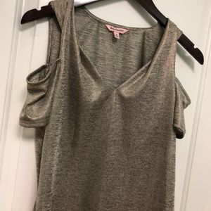 Juicy couture cold shoulder top